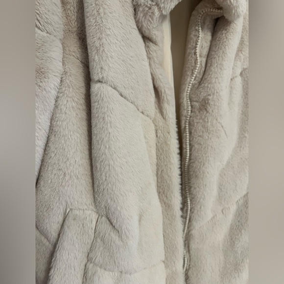 Zara Cream Teddy Jacket Cozy Fleece Warmth - Picture 3 of 5